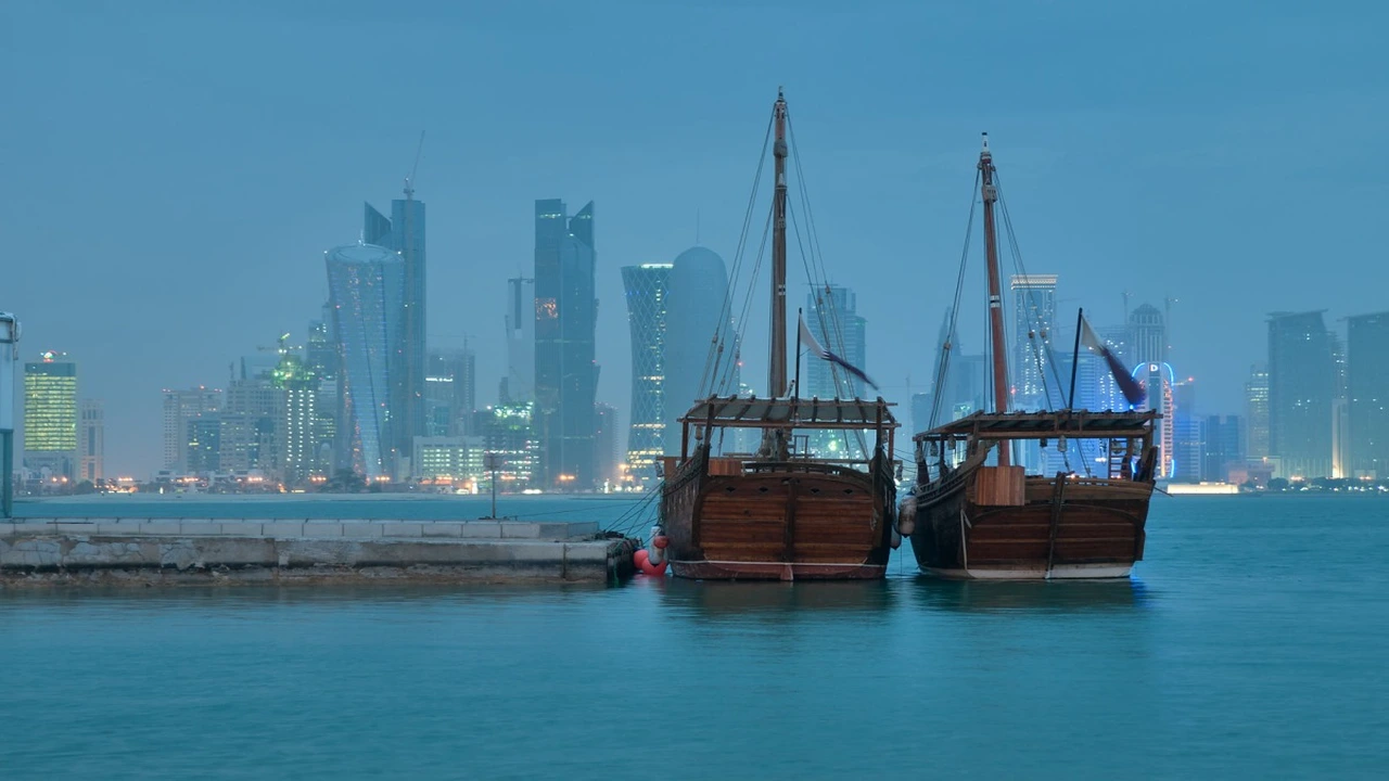 الأرصاد الجوية تحذر من تدني الرؤية الأفقية وانتشار الغبار في البحر الليلة